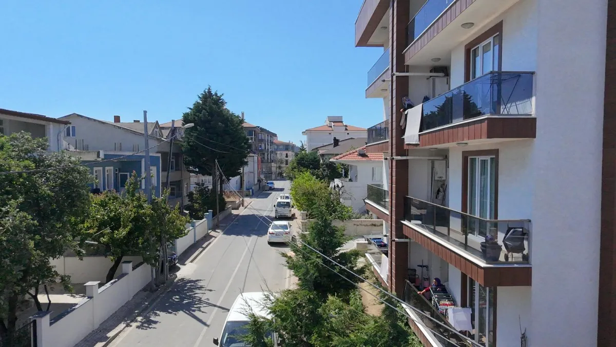 4 Kat İmarlı 372 M&sup2; Satılık Arsa - Büyük 6