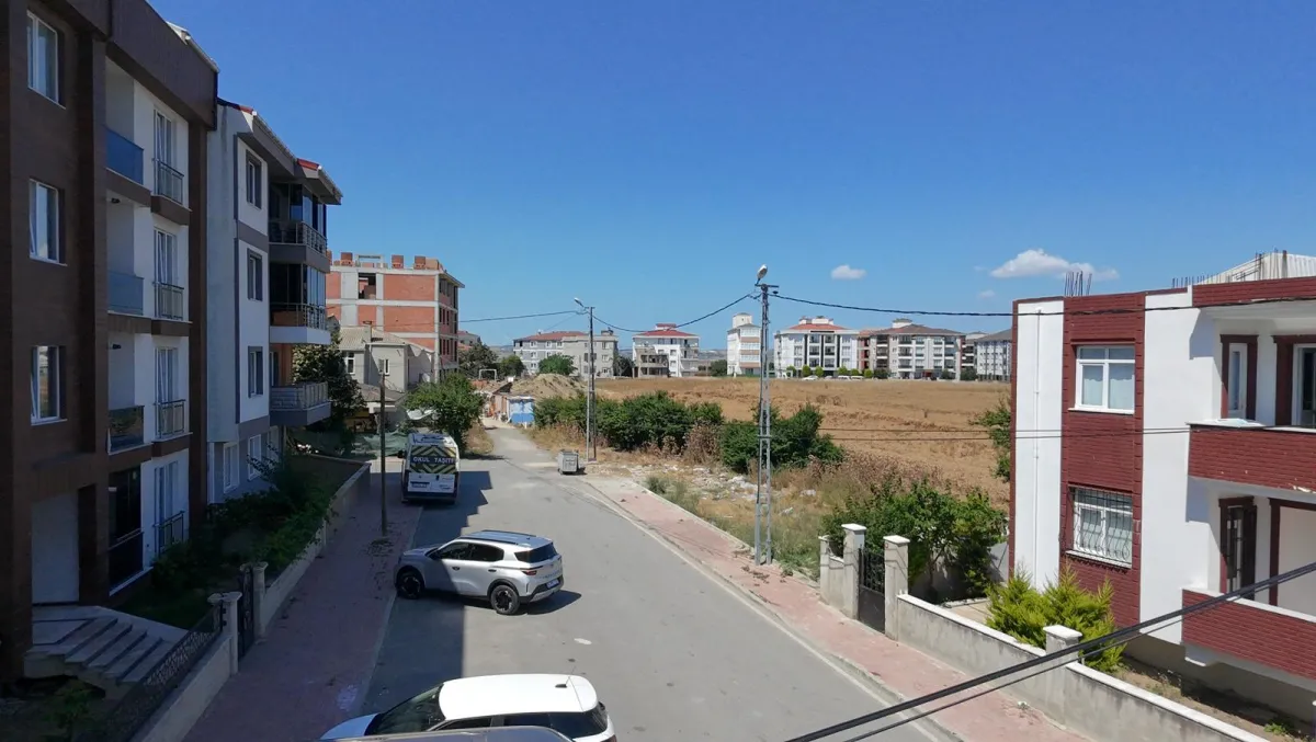 4 Kat İmarlı 372 M&sup2; Satılık Arsa - Büyük 7
