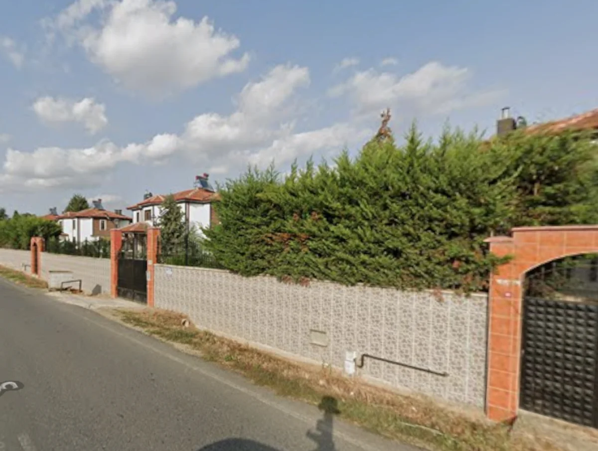 3 Katlı Villa + Arsa