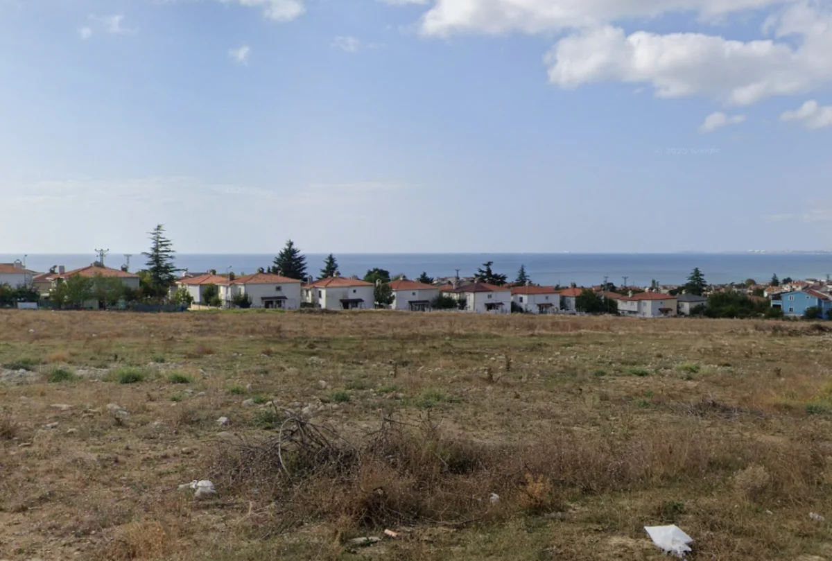 Silivri Sancaktepe'de 3890m² Villa İmarlı Arsa - Büyük 1