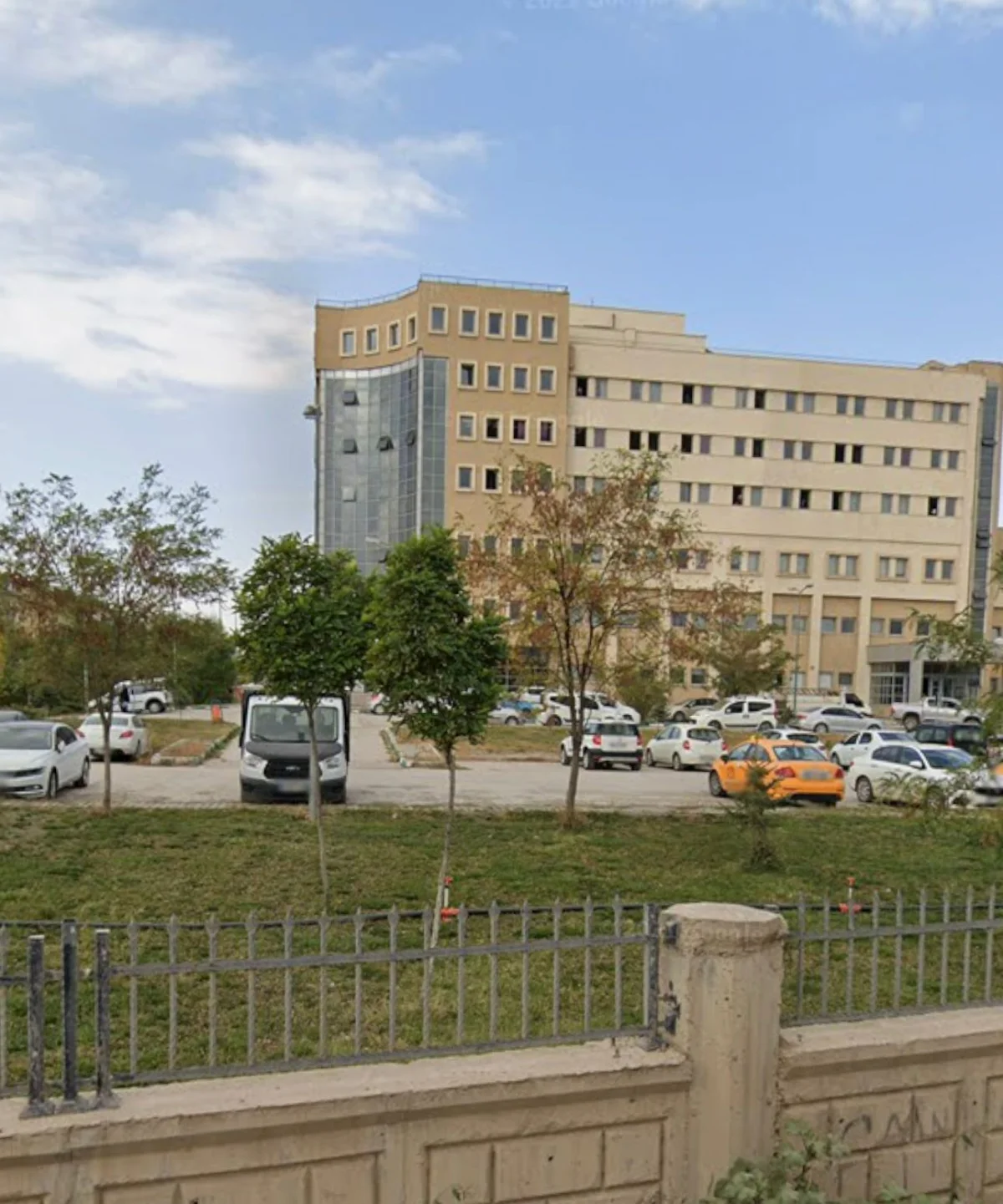 Muş Bulanıkta Satılık 3+1 135 m2 Daire - Büyük 2