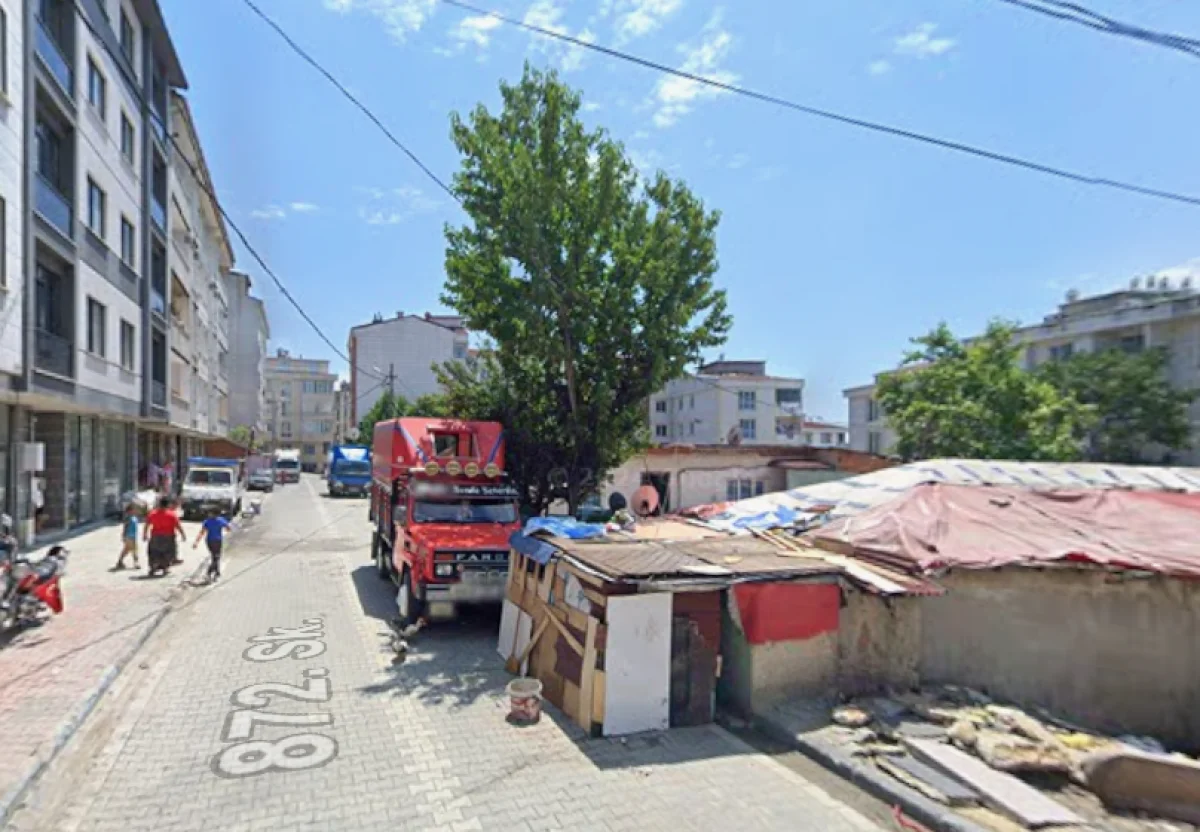 5 Kat Konut İmarlı Satılık Arsa+Bina