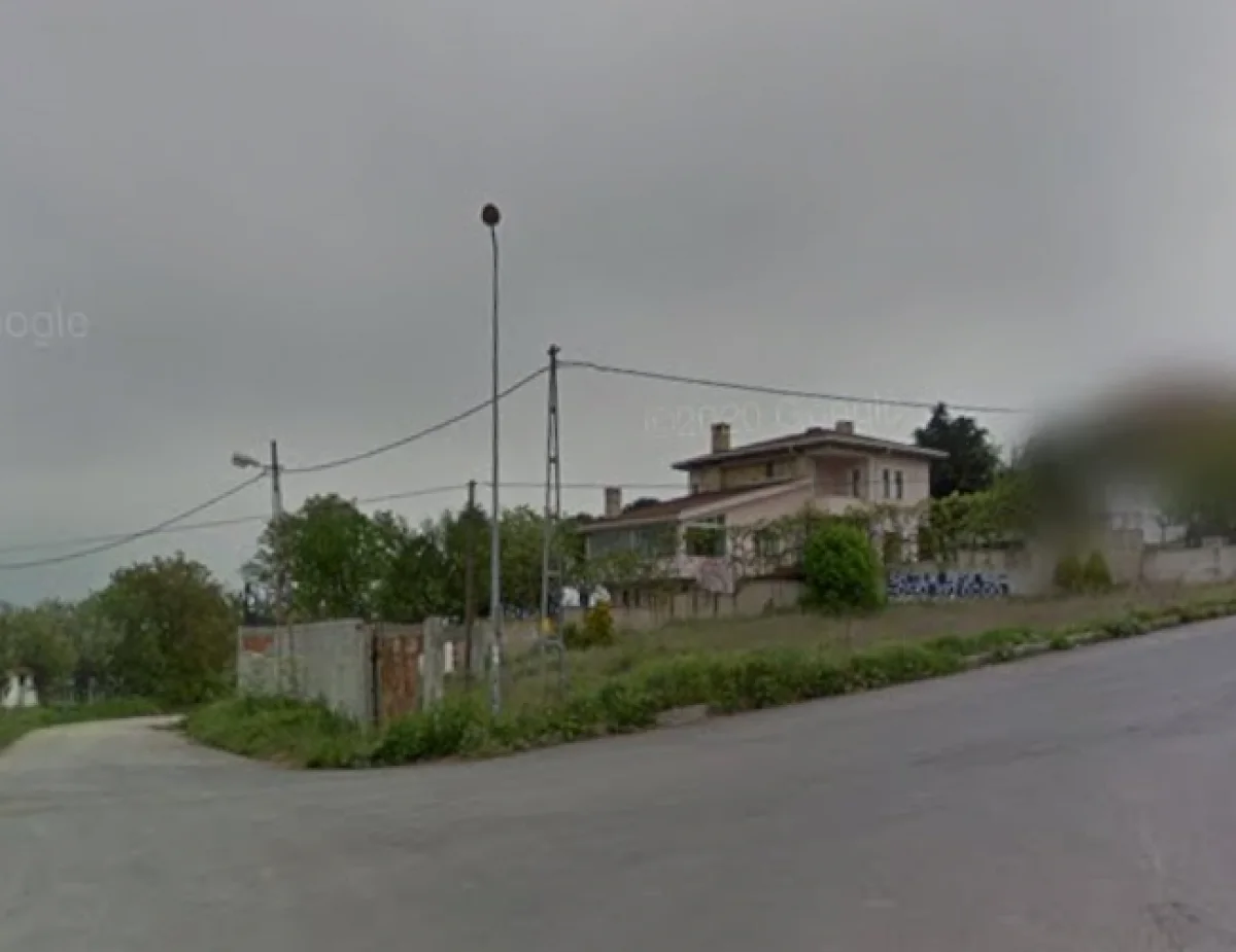 Büyükçekmecede 35 Dönüm Satılık Villa İmarlı Arsa