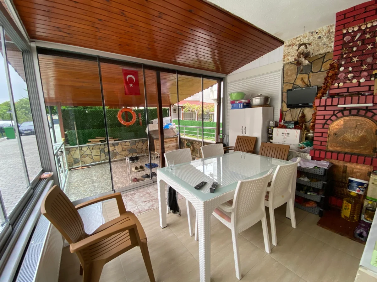 Denize Y&uuml;r&uuml;me Mesafesinde 5+1 Satılık Tripleks Villa - Büyük 5