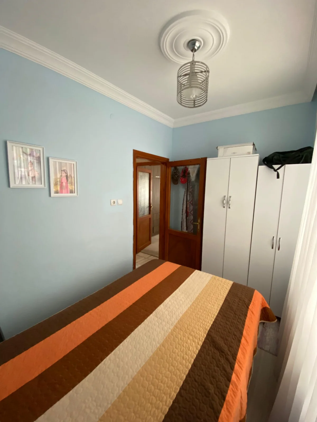 Denize Y&uuml;r&uuml;me Mesafesinde 5+1 Satılık Tripleks Villa - Büyük 9