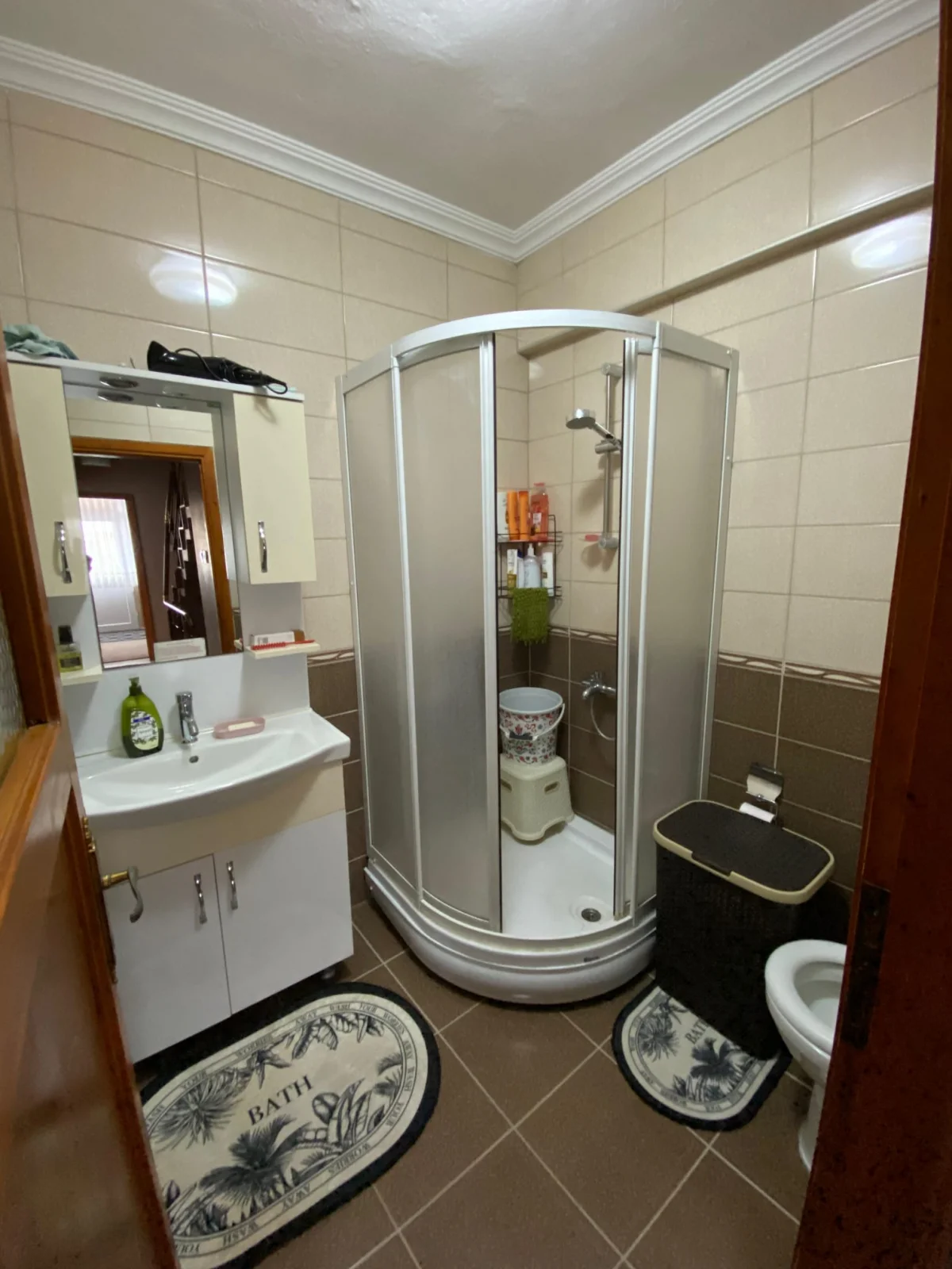 Denize Y&uuml;r&uuml;me Mesafesinde 5+1 Satılık Tripleks Villa - Büyük 19