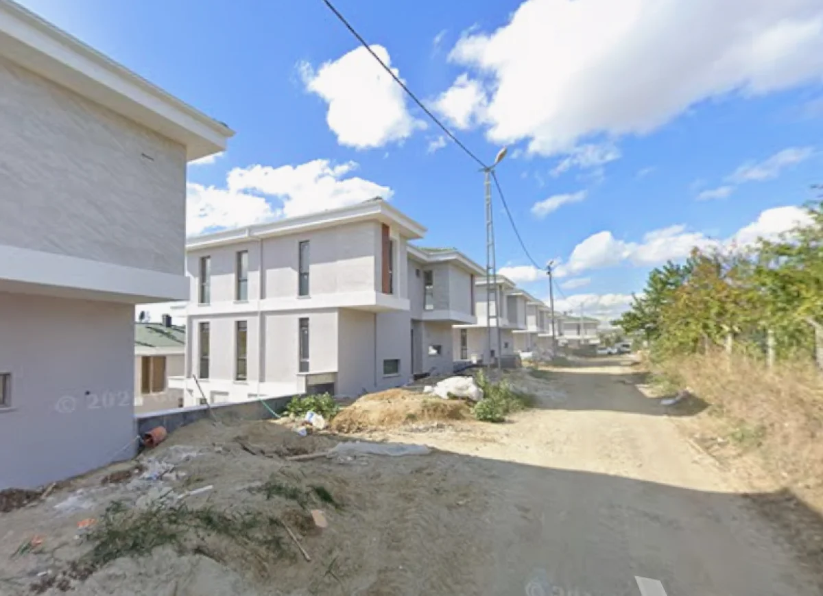 2 Bitişik Parsel Villa İmarlı Satılık Arsa