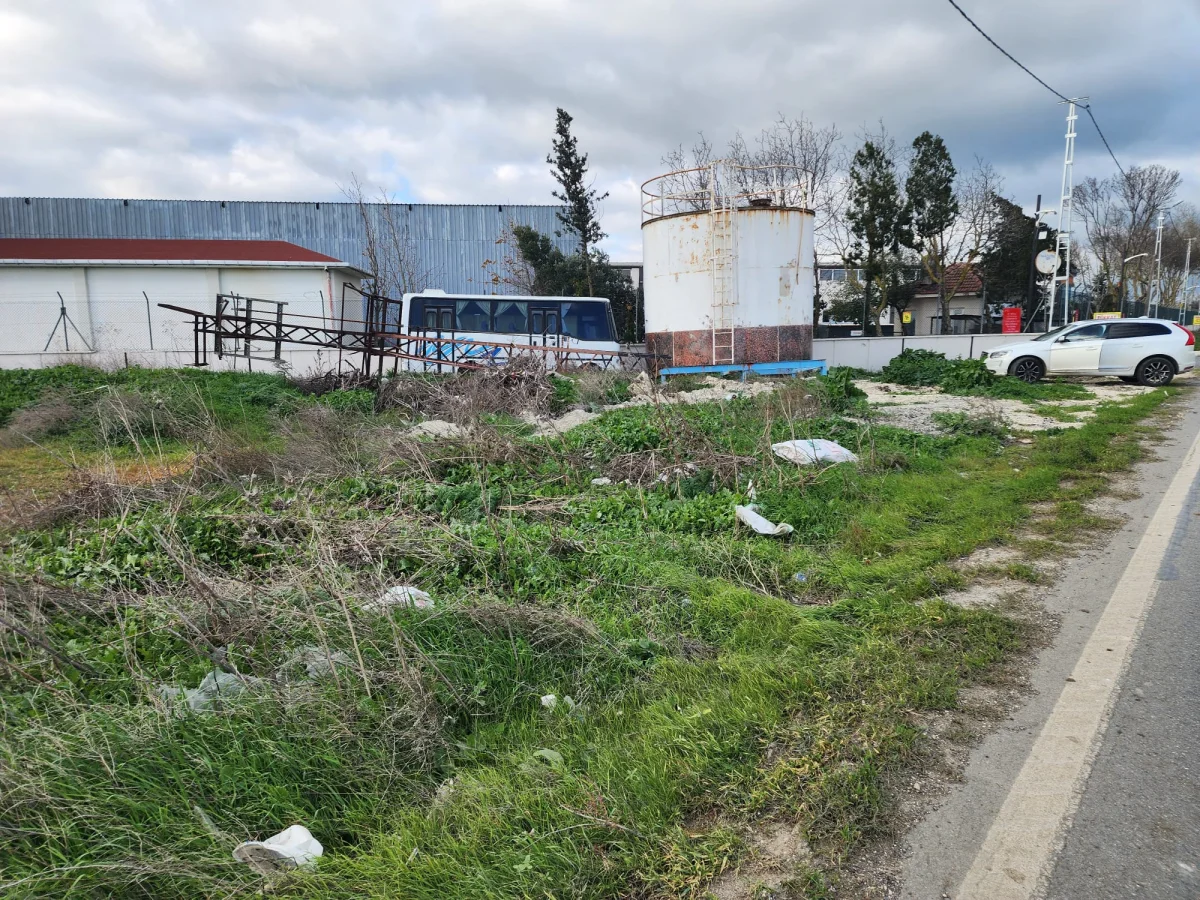 Silivri Kavaklı''da Ana Yola Cephe Satılık Arsa - Büyük 2