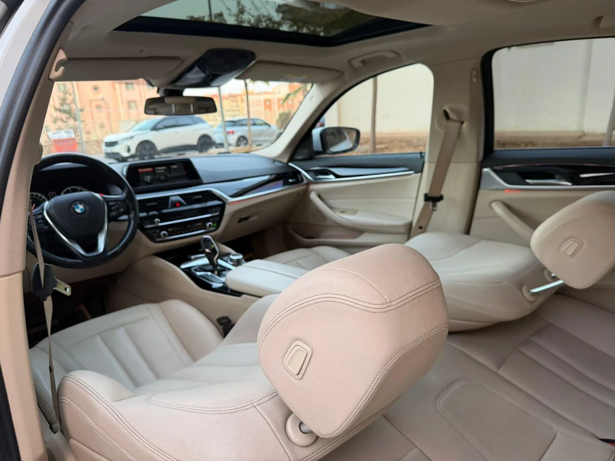 Takasa Uygun 520d xDrive - Büyük 12