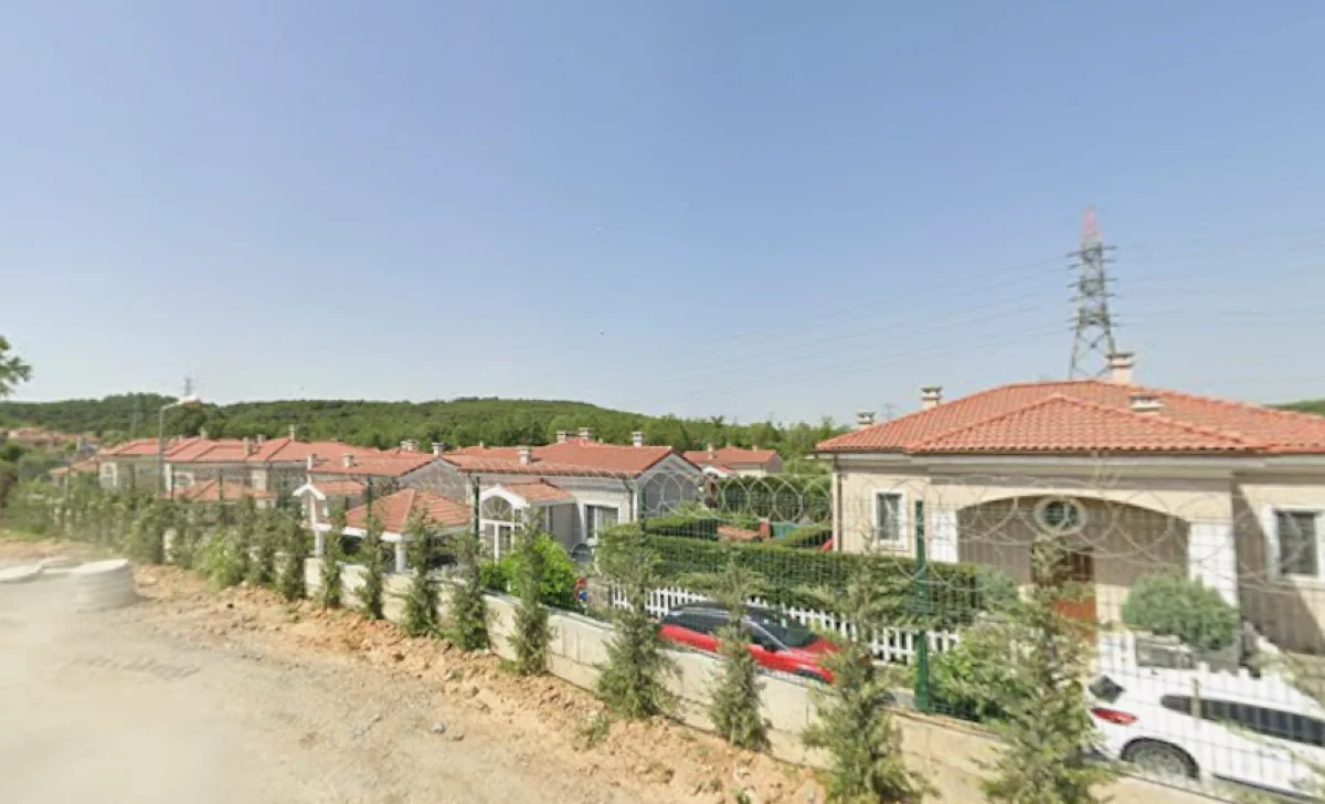 Arnavutk&ouml;y'de 5.790 M&sup2; Villa İmarlı Satılık Arsa