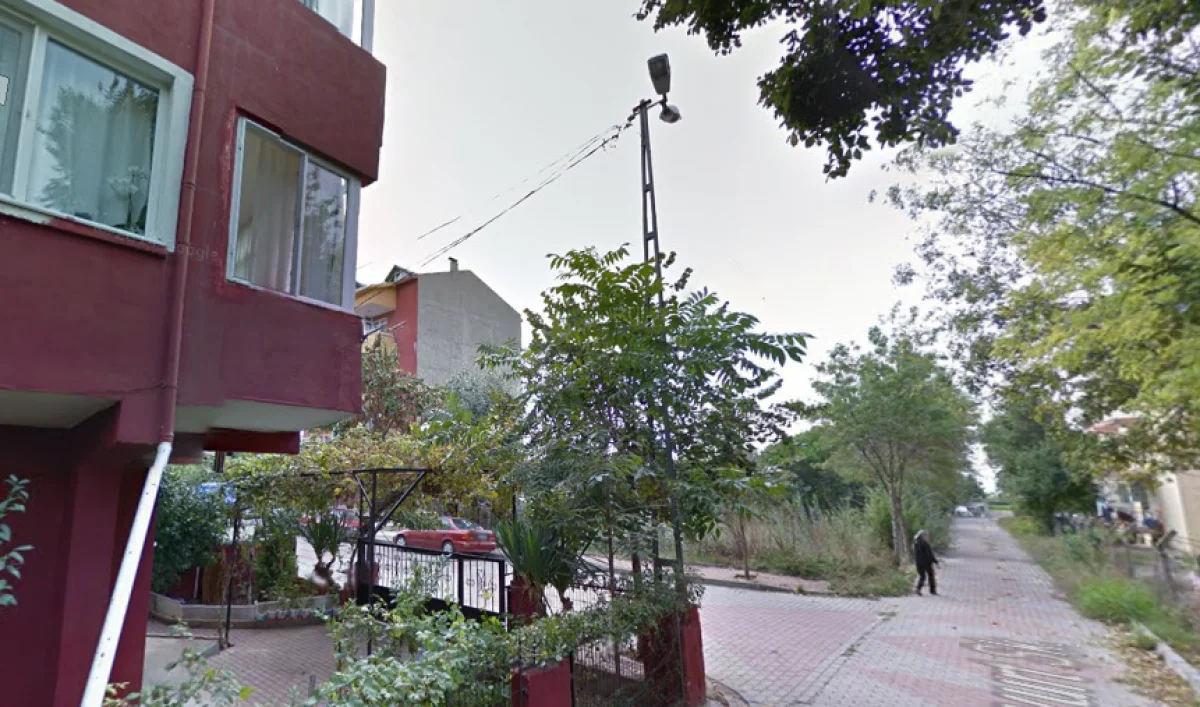 Silivri'de Denize Yakın 335 M&sup2; Satılık Arsa