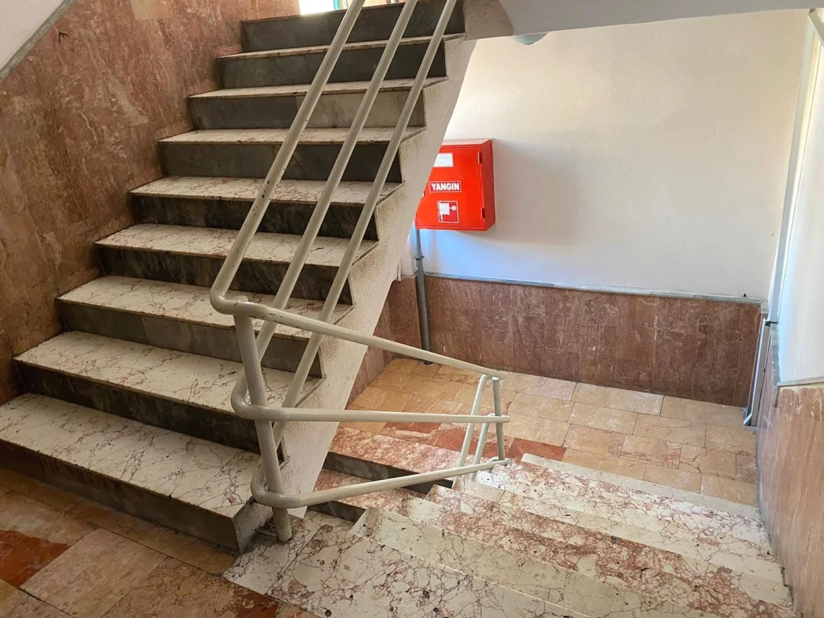 &Ccedil;orap&ccedil;ılar Sitesinde Satılık Fabrika