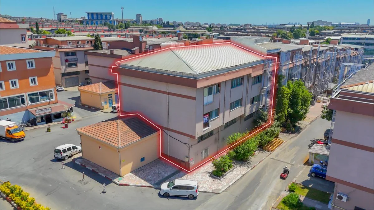 &Ccedil;orap&ccedil;ılar Sitesinde Satılık Fabrika - Büyük 7