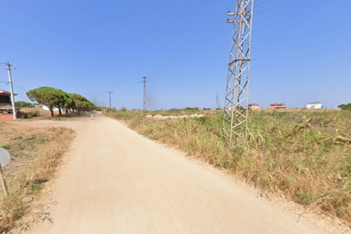 Biga'da İkiz Villa Yapımına Uygun Satılık Arsa - Büyük 1