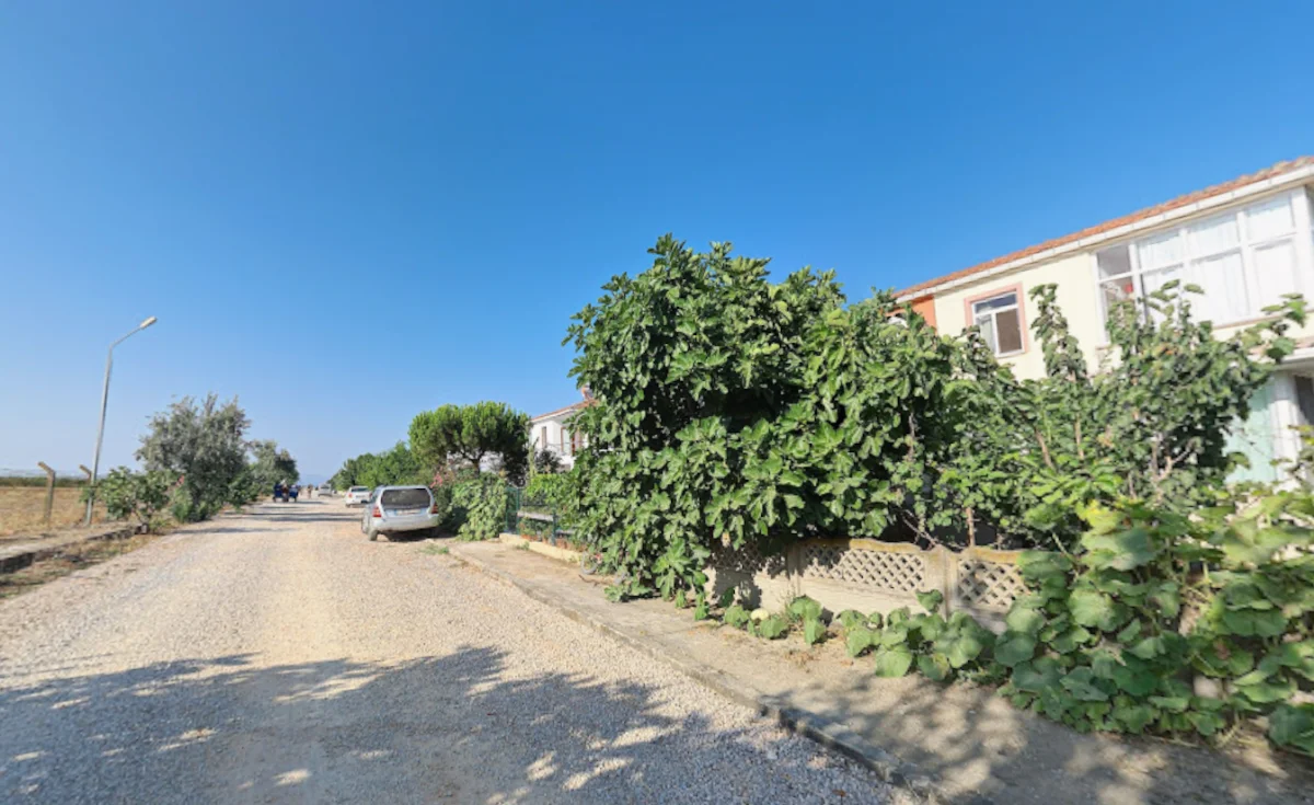 Biga'da İkiz Villa Yapımına Uygun Satılık Arsa - Büyük 3