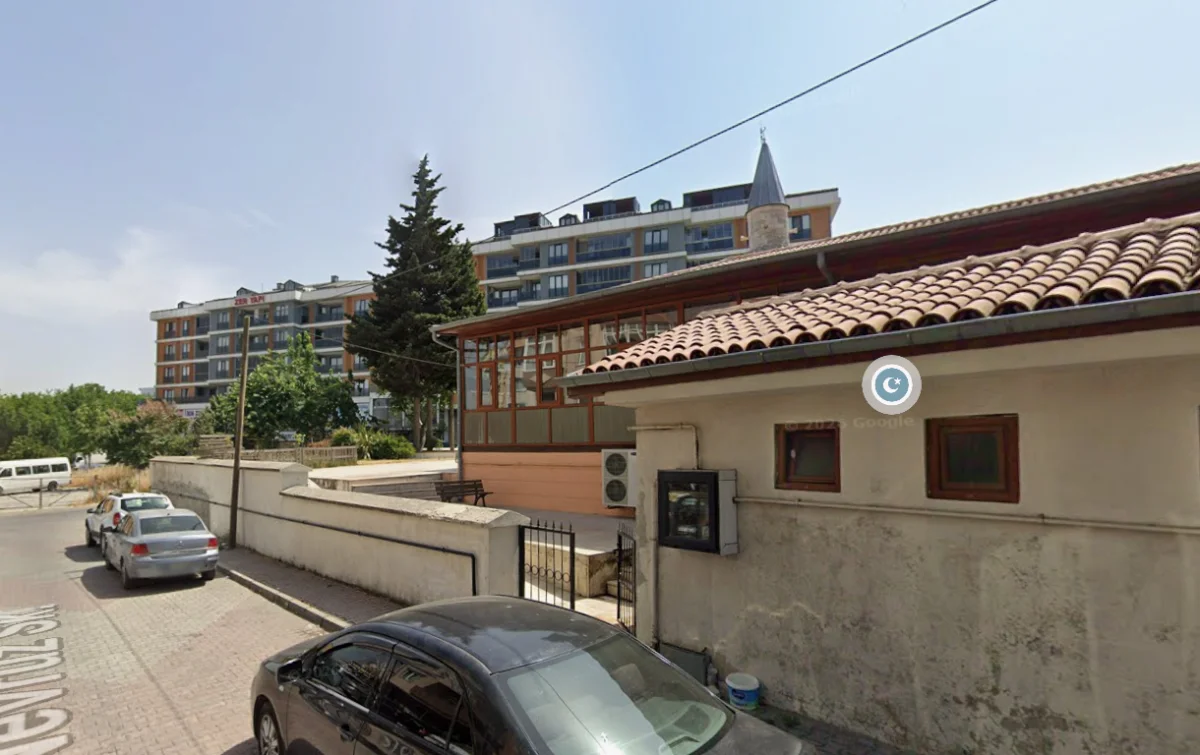 Dev Proje Harika Konumda Y&uuml;zde 40 Oranla Kat Karşılıgı Arsa
