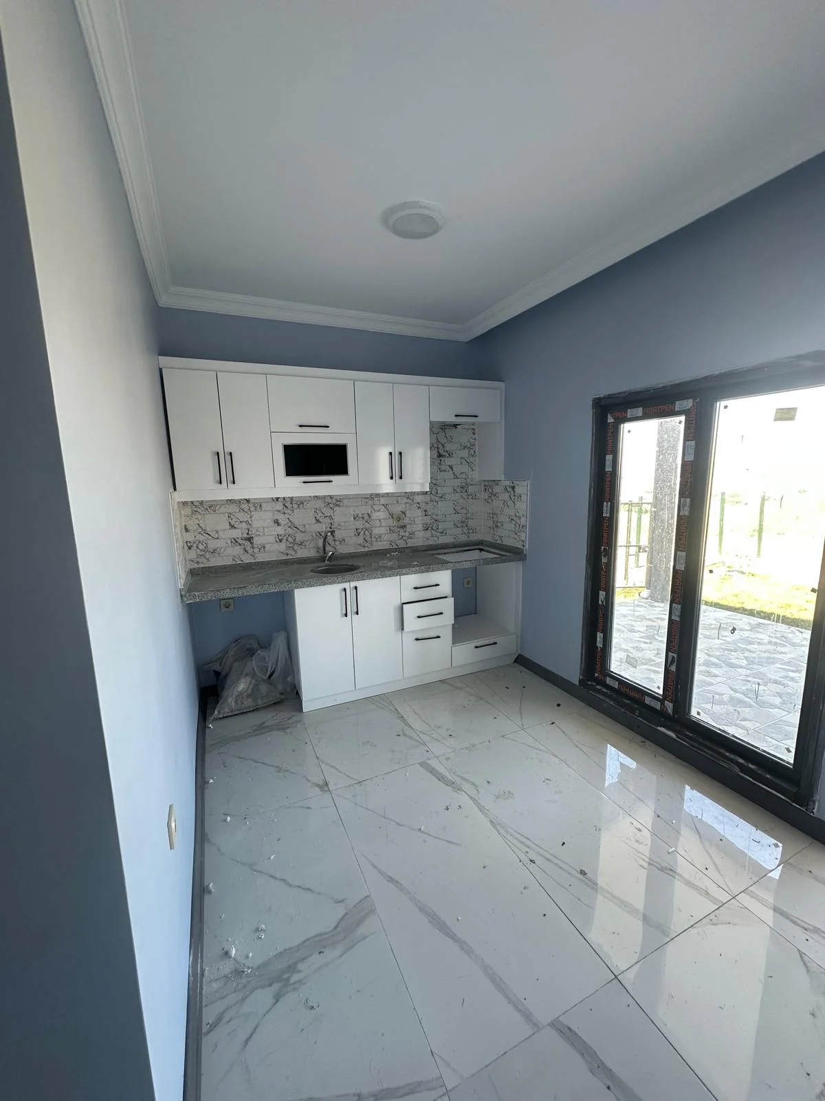 Marmaraereğlisi'de Denize Yakın Satılık Prefabrik - Büyük 8