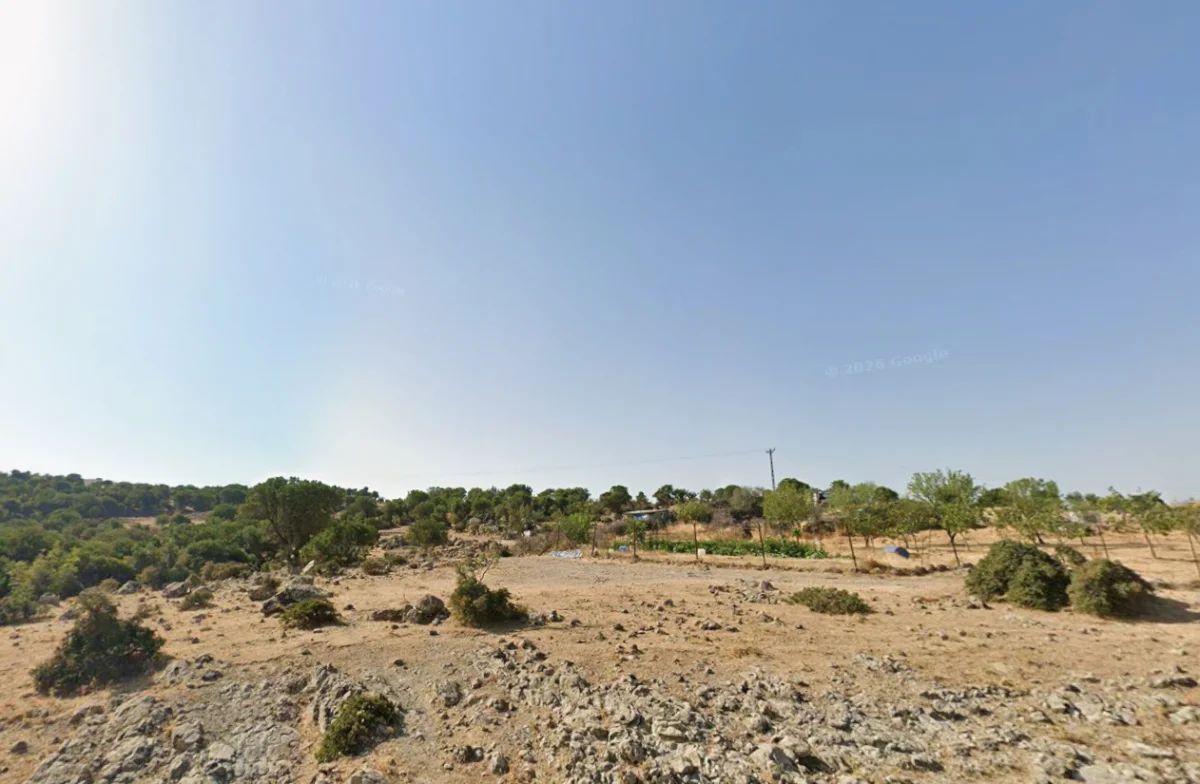 &Ccedil;anakkale'de 81.150 M&sup2; Satılık Tarla
