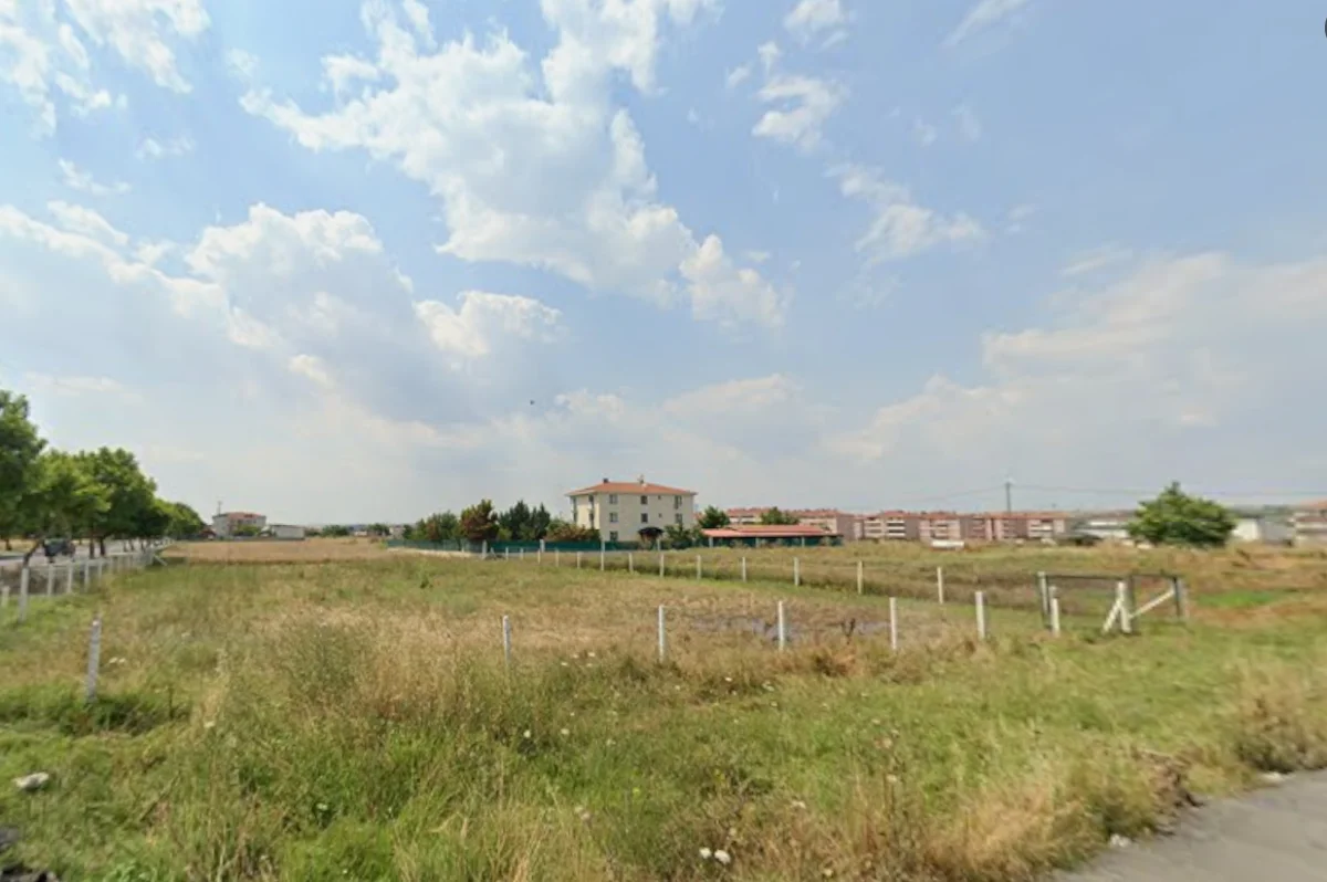 Silivri'de 3 Kat Konut İmarlı Satılık Arsa